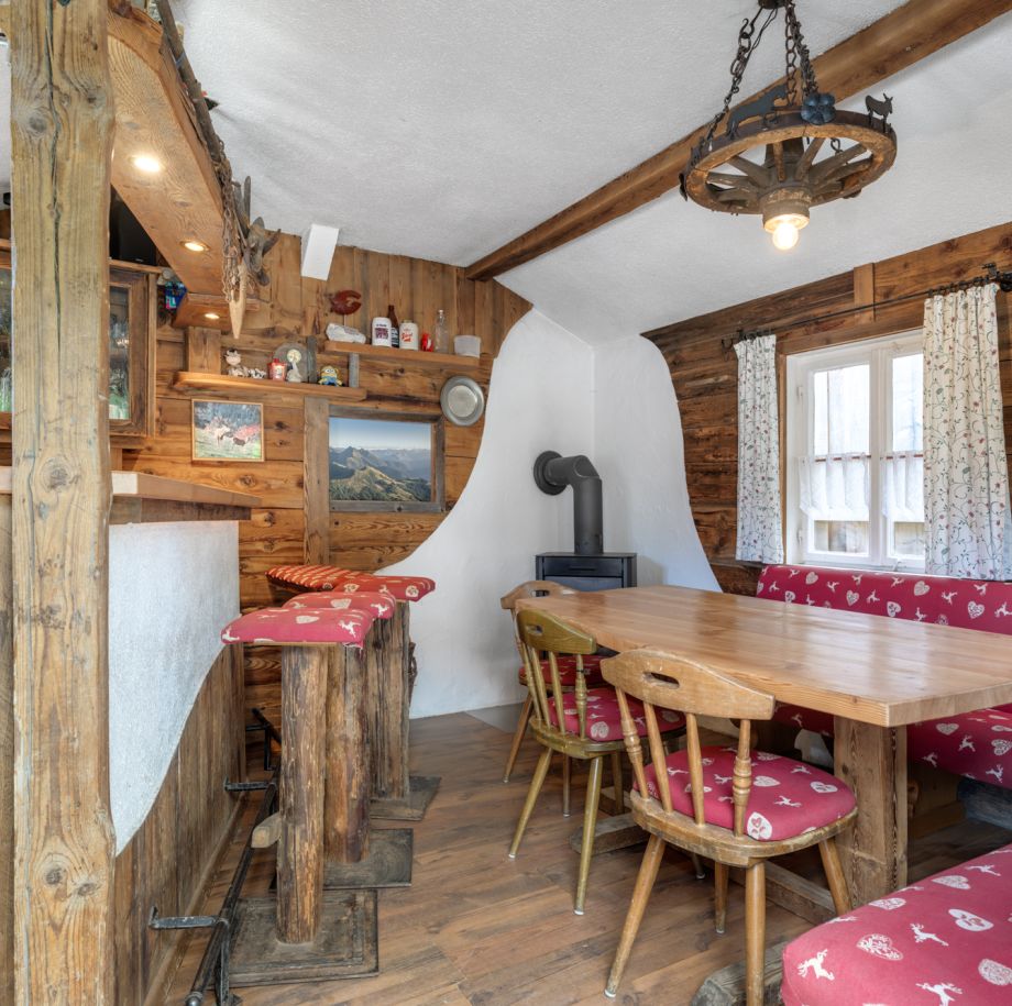 Gemütliche Gartenhütte mit Holzofen am Tobhartbauer